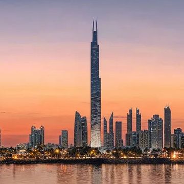 Burj_Azizi_at_Sheikh_Zayed_Road_7d6e64a1d9